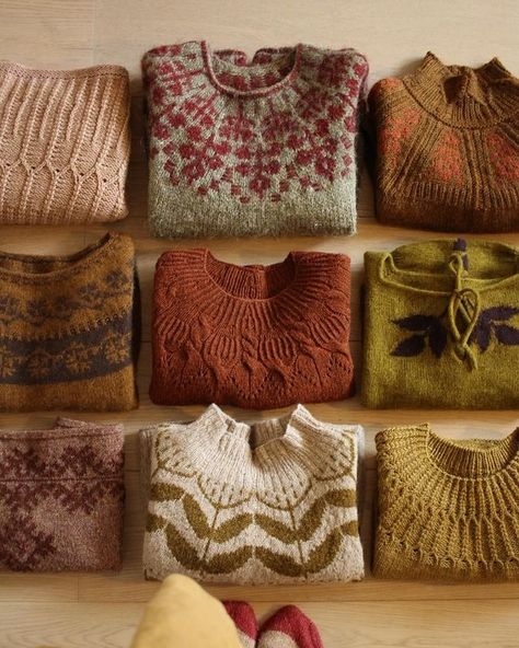 Teti Lutsak | knitwear designer (@tetisknitgarden) • Instagram photos and videos Cottage Core Sweater Outfit, Fabel Knitwear, Sweater Design Ideas, Sweaters Aesthetic, Knitting Outfit, January Outfits, Fall Knit Sweater, Autumn Sweater, Knit Sweaters