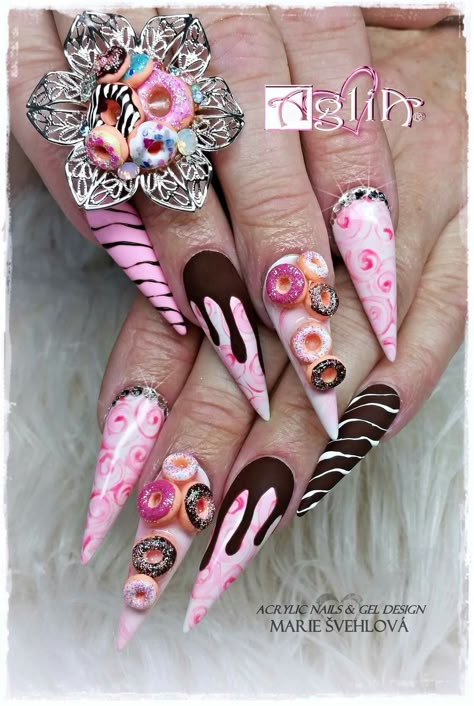 Acrylic nails & Gel design ♡ Donuts nails Extreme Nails, Artistic Nails, Classy Nail Art Ideas, New Years Nails, Fingernail Art, Crazy Nail Art, New Years Eve Nails, Punk Nails, Pretty Nail Art Designs