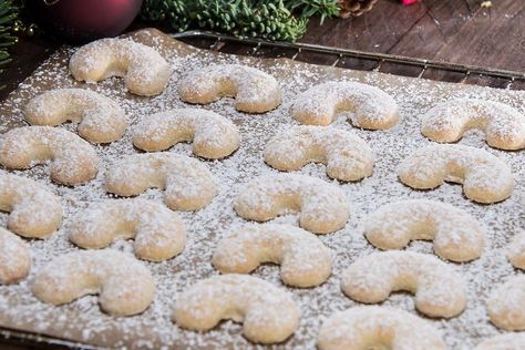 Drop Sand Tart Cookies, Sand Tarts Cookies Recipe Easy, Sand Tarts Old Fashioned, Sandtart Cookies Recipe, Sandtart Cookies, Sand Tarts Cookies Recipe, Sand Cookies Recipe, Sand Tart Cookies, Butter Ball Cookies Recipe