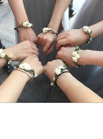 [US$ 4.99] Lovely Single Flower Round Cloth Wrist Corsage - Prom Corsage Diy, Bridesmaid Wrist Corsage, Bracelet Corsage, Flower Wrist Corsage, Wrist Corsage Prom, Homecoming Corsage, Diy Corsage, Artificial Wedding Flowers, Wedding Anklets