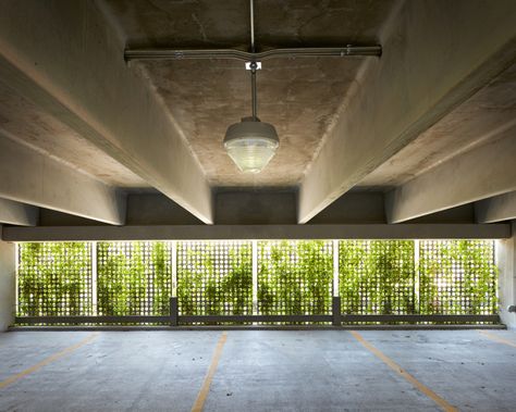 Parking Lot Architecture, Parking Building, Underground Garage, Green Facade, Interior Design Presentation, Large Lanterns, Green Architecture, Garage Gym, Parking Design