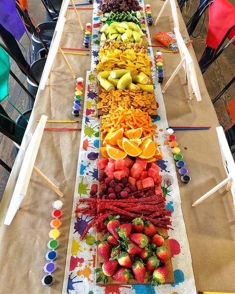 Rainbow charcuterie board! Swipe for more details and insta-stories for in-depth coverage!! ❤️🧡💛💚💜 Rainbow Charcuterie Board, Rainbow Charcuterie, Rainbow Snacks, Thanksgiving Vegetables, Thanksgiving Breakfast, Birthday Party Snacks, Birthday Party Treats, Party Food Buffet, Thanksgiving Stuffing