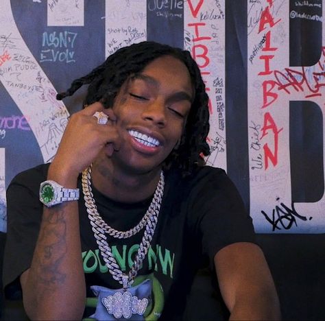 Ynw Melly Pfp, Ymw Melly, Lowkey Rapper, Ynw Melly, Rap Singers, Juice Rapper, Cute Lockscreens, Rap Wallpaper, Image Swag