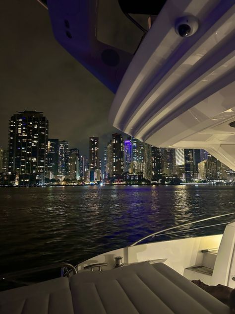 Yacht Night Aesthetic, Miami Rich Aesthetic, Yacht In Miami, Florida Night Aesthetic, Miami Yacht Aesthetic, City Views At Night, Miami City Night, Miami Night Aesthetic, Yacht At Night