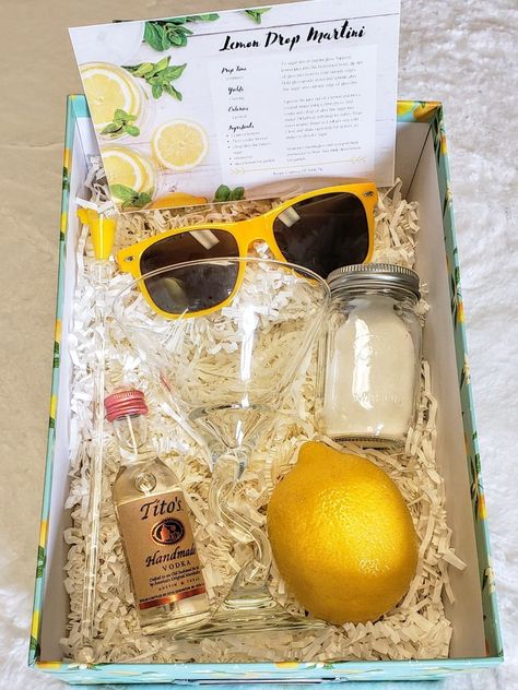 lemon drop martini kit, DIY cocktail kit, lemon drop martini, lemon theme, yellow wedding, bridesmaid proposal boxes, DIY gift, DIY gift boxes, summer cocktails, Tito's vodka Citrus Themed Gifts, Lemon Drop Gift Basket, Summer Gift Box Ideas, Titos Vodka Gift Basket Ideas, Cocktail Gift Box Ideas, Lemon Gifts Ideas, Cocktail Basket Ideas, Lemon Gift Basket Ideas, Cocktail Box Gift