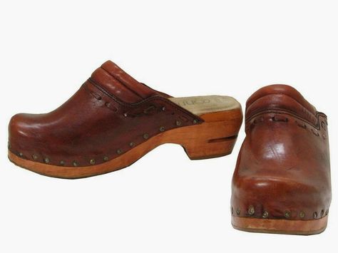 Clog Shoes ~ 1970's Childhood Memories 70s, Suede Clogs, Wooden Clogs, Platform Clogs, Vintage Memory, Taco Bell, Womens Shoes High Heels, Clogs Shoes, Womens Clogs