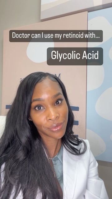 Skincare Tips with Dr. Alexis on Instagram: "👩🏾‍⚕️Let’s keep your skin barrier happy by using strong actives and retinoids in separate routines. Think AM☀️ vs PM🌙skincare routine and ❌not in the same routine at the same time❌ 👩🏾‍⚕️Knowing what to pair your retinoid with can be tricky. General rule of thumb especially when first starting out with any vitamin A derivative whether it be retinol, retinaldehyde, Tretinoin, adapalene etc is to start low and go slow. It’s best not to use your ret Dr Alexis Dermatologist, Adapalene Skincare Routine, Retinol Pairing, Retin A Before And After, Retinol Before And After, Tretinoin Routine Skincare, Retinol Skincare Routine, Tretinoin Before And After, Pm Skincare Routine