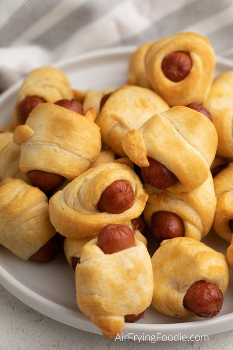 Air Fryer Pigs in a Blanket - Air Frying Foodie Little Smokies Crescent Rolls, Sausage Crescent Rolls, Air Fryer Sausage, Snack Craving, Crescent Roll Dough, Cooking For A Crowd, Pigs In A Blanket, Quick Easy Snacks, Sausage Rolls