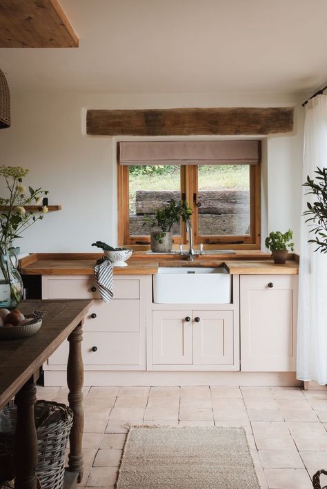 Uncover the traditional cottage kitchen, where reclaimed terracotta tiles and bespoke cabinets in Farrow and Ball's Templeton Pink promises the dreamiest of settings ✨ 📸 Myrtle Cottage . . . #boutiqueretreats #staycationuk #luxuryretreat #luxurystay #cottagelove #traveldreamseekers #cosycottage #dreamhomes #dreamylittleplaces #luxurygetaway #escapetheeveryday #modernluxury #rustichomes #rusticinteriors #mendiphills #visitsomerset #countrylifestyle #cottagecoreaesthetic #duskphotography #visituk Pink Cottage Kitchen, Templeton Pink, Terracotta Cottage, Cottage Kitchen Inspiration, Farrow And Ball Kitchen, Reno House, Terracotta Kitchen, Pastel Cottage, Pink Cabinets