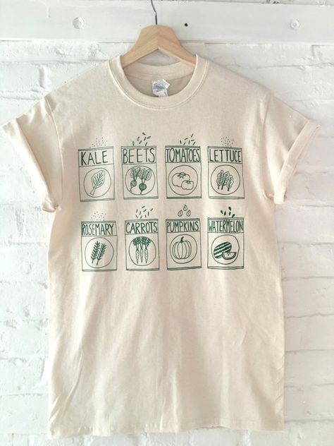 Garden Shirt, Food Shirt, Gardening Outfit, Cute Graphic Tees, Screen Printing Shirts, Gardening Shirts, Hippie Outfits, Clothes Gift, Print T Shirts