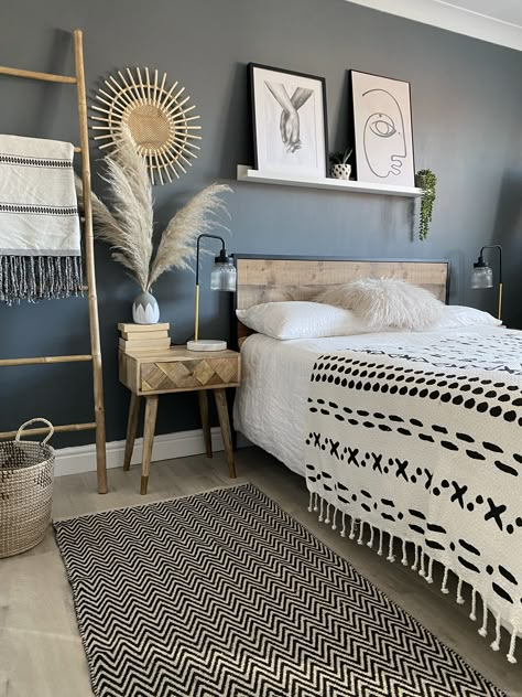 Create a tranquil oasis with grey boho bedroom ideas. Combine soothing greys, natural materials, and calming artwork for an atmosphere of serenity. Embrace bohemian touches like floor cushions and dreamy fabrics to enhance the peaceful ambiance. Craft a space where you can escape into a world of relaxation and harmony. 🌿🕊️ #tranquiloasis #greyboho #calmingambiance #bohemiantouches #serenescape Grey Boho Bedroom, Gray Bedroom Walls, Grey Boho, Boho Bedroom Design, Boho Bedroom Ideas, Bedroom Oasis, Adult Bedroom, Grey Room, Wall Bedroom