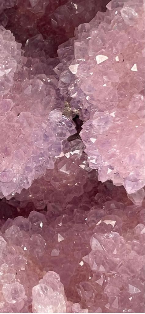 Dark Pink Crystals, Pink Witchy Wallpaper, Pink Crystal Wallpaper, Amethyst Wallpaper, Pink Walpaper, Crystal Background, Water Fairy, Crystal Aesthetic, Witchy Wallpaper