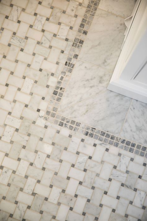 Master Bath Hardware Ideas, Small Bathroom Flooring Ideas, Tile Combinations Bathroom, Marble Shower Floor, Classic Bathroom Tile, Timeless Bathroom Design, Master Bath Tile, Marble Bathroom Floor, Basket Weave Tile