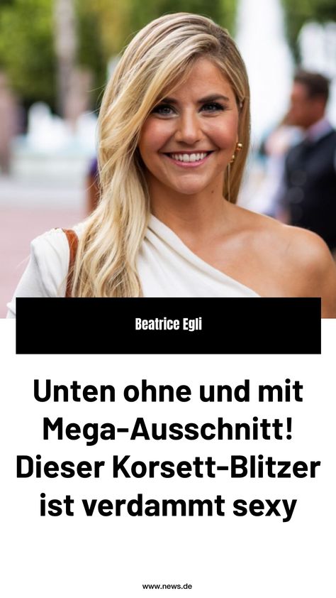 Unten ohne und mit Mega-Ausschnitt! Dieser Korsett-Blitzer ist verdammt sexy Instagram, Chef, Pins, Quick Saves