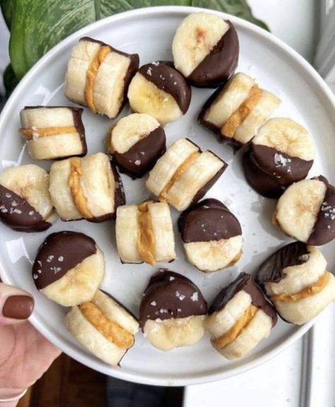 Sommer Mad, Healthy Sweet Snacks, Chicken Healthy, Banana Bites, Healthy Snack Options, Healthy Food Dishes, Makanan Diet, Healthy Food Motivation, Healthy Sweets Recipes