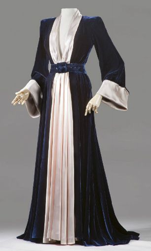 ~A peignoir of midnight blue velvet, Maggy Rouff, 1947~ Vintage Lingerie, 40s Fashion, Maggy Rouff, Moda Medieval, Tea Gown, Fashion 1940s, Mode Abaya, Vintage Mode, 1940s Fashion