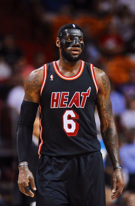 Lebron James Black mask by Steve Mitchell-USA TODAY Sports Lebron James Mask, Lebron James Art, Air Max Classic, Lebron James Wallpapers, Nike Lebron Shoes, King Lebron James, King Lebron, Small Forward, Lebron Shoes