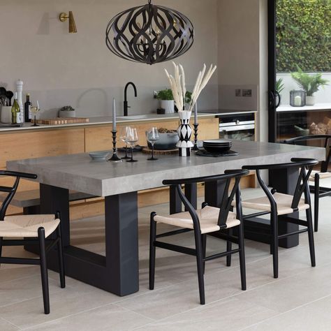 Large Concrete Dining Table, Cement Dining Table And Chairs, Black And Grey Dining Table, Concrete Dining Table And Chairs, Concrete Dining Table Styling, Omakase Design, Dining Table Legs Ideas, Concrete Dinning Table, Concrete Dining Room Table