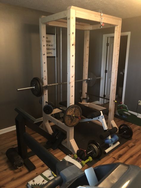 DIY Wood home gym Homemade Gym Equipment, Home Made Gym, Building A Home Gym, Diy Gym Equipment, Home Gym Machine, Small Home Gym, Home Gym Garage, Diy Home Gym, Diy Gym