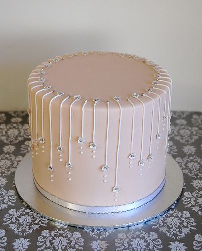 Tall Cake #2 | I couldn't really get a good photo of this ca… | Flickr Tall Cake, Single Tier Cake, Cake 5, Pretty Cake, Tall Cakes, Couture Cakes, Sugar Scrub Diy, Dream Cake, Elegant Wedding Cakes