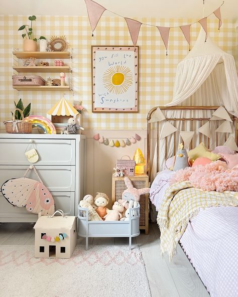 Yellow nursery ideas