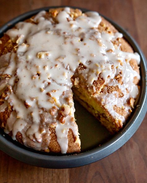 Cake Recipe With Sour Cream, Recipes Using Sour Cream, Sour Cream Substitute, Crumb Coffee Cakes, Sour Cream Coffee Cake, Coffee Cake Recipe, Sour Cream Recipes, Sour Cream Cake, Coffee Cake Recipes