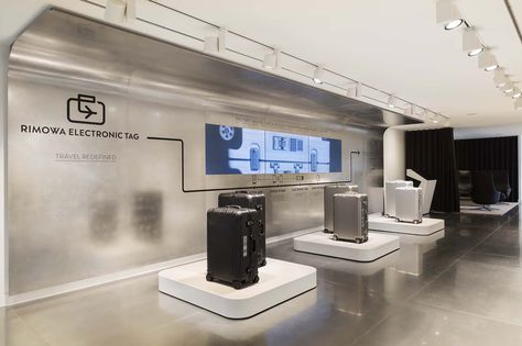 Rimowa Luggage, Commercial Display, Travel Store, Luggage Shop, Luggage Store, Jet Lag, Flagship Store, Shop Interior Design, Shop Interior