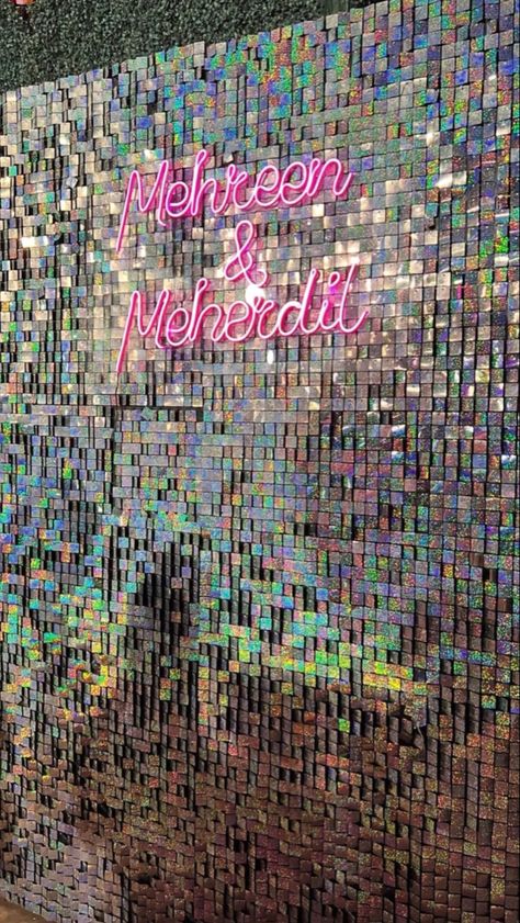 Disco Picture Backdrop, Disco Photo Booth, Neon Photobooth Backdrop, Neon Light Photobooth, Pink Disco Party Backdrop, Photobooth Decor, Iridescent Fringe Backdrop, Disco Background, Shop Window Displays