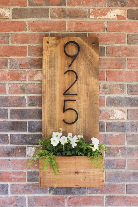 Creative DIY House Number Signs & Address Plaques • The Garden Glove Address Planter, House Numbers Diy, Farmhouse Side Table, Cute Dorm Rooms, Room Transformation, House Diy, Diy Door, House Number, Décor Diy