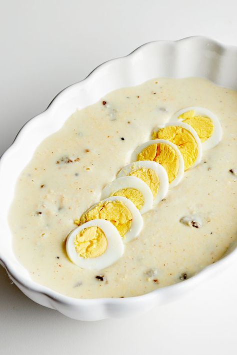 Egg Gravy Southern, Unique Gravy Recipe, Eggs And Gravy, Asian Gravy Recipe, Recipes Using Boiled Eggs, Goose Egg Recipes, Thanksgiving Recipes Gravy, Egg Gravy Recipe Indian, Duck Egg Recipe Ideas