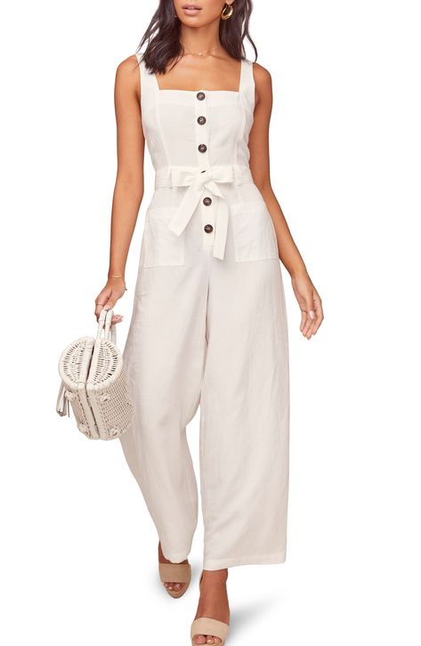 15 Lightweight Linen Jumpsuits That'll Keep You Cool and Comfy All Summer Long Design Moda, Jumpsuits And Romper, Linen Jumpsuit, Astr The Label, Trendy Summer Outfits, Jumpsuit Fashion, Basic Outfits, Linen Women, Wide Leg Jumpsuit