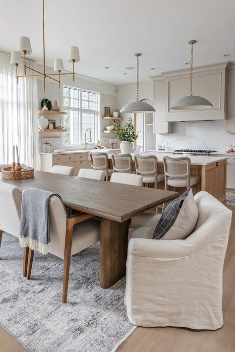 Open Kitchen Dining Room Ideas, Historic Home Design, Open Kitchen And Dining Room, Open Kitchen Dining Room, Open Concept Dining Room, Open Plan Kitchen Dining Living, Becki Owens, Apartment Decoration, Dining Room Combo