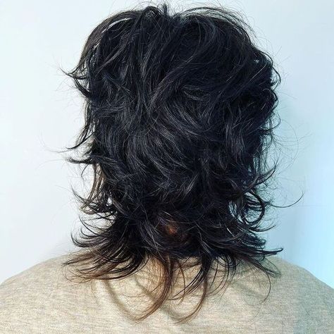 Alt Shaggy Mullet, Shag Hair Aesthetic, Black Mullet Aesthetic, Dark Hair Mullet, Shag Mullet 360, Short Front Long Back Hair, Short Black Mullet, Black Tip Hair, Shag Aesthetic