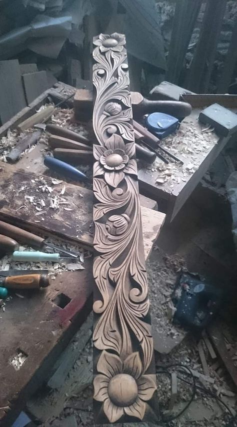 Tre Kunst, Wood Carving Furniture, Dremel Carving, Wood Carving For Beginners, Wood Carving Tools Knives, Carved Wood Wall Art, Dremel Wood Carving, Carved Furniture, Wood Carving Designs