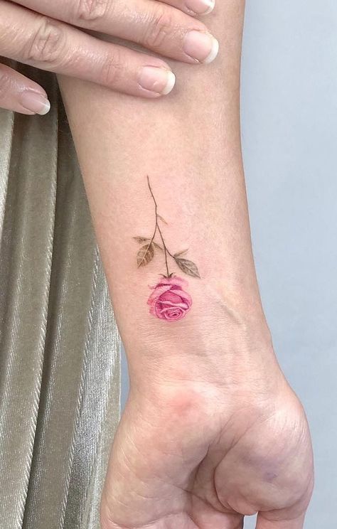 Pink Rose Tattoo, Wrist Tattoos Girls, White Rose Tattoos, Pink Rose Tattoos, Small Rose Tattoo, Pink Tattoo, Airbrush Tattoo, Small Wrist Tattoos, Hummingbird Tattoo