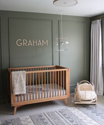 Boy Nursery Ideas Green, Nursery Ideas Green, Retro Convertible, Functional Nursery, Boy Nursery Ideas, Kids Bed Furniture, Mid Century Nursery, Retro Nursery, Wood Crib