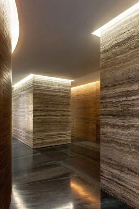 ON Headquarters by BLANCASMORAN and LSA Arquitectos | interiors Cove Lighting, Ceiling Light Design, Indirect Lighting, Led Stripes, Office Lighting, Accent Lighting, Light Architecture, Lighting Inspiration, Led Strip Lighting