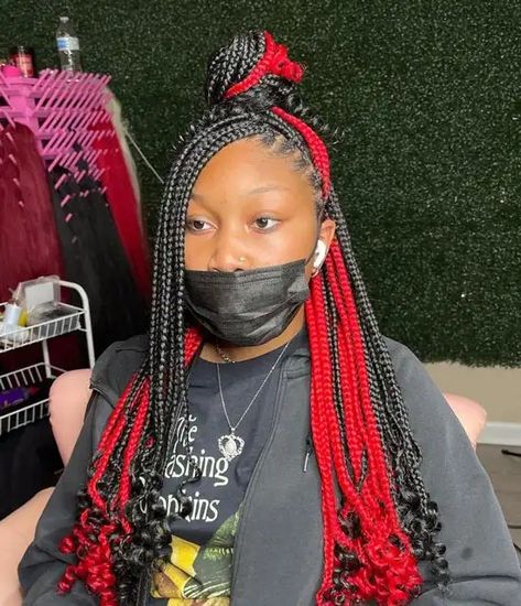 Peekaboo Hairstyle, Pink Peekaboo Hair, Peekaboo Braids, Red Peekaboo, Peekaboo Hair Colors, Cute Box Braids, Short Box Braids Hairstyles, Peekaboo Hair, Short Box Braids