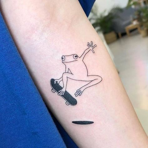 Frog Skateboard Tattoo, Frog Patchwork Tattoo, Funny Patchwork Tattoos, Skateboard Tattoo Ideas, Patch Work Tattoo Men, Frog Tattoo Simple, Buoy Tattoo, Small Frog Tattoo, Frog Flash Tattoo