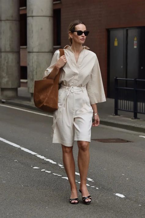 How to Style Bermuda Shorts for a Polished Look | Wardrobe Icons How To Wear Bermuda Shorts, How To Style Bermuda Shorts, Anouk Yve, Summer Suit, Pants Style, Runway Trends, Beach Wear Dresses, Summer Suits, Instagram Summer