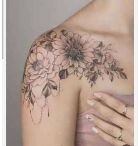 Cute Shoulder Tattoos For Women, Delicate Shoulder Tattoo, The Shoulder Tattoo, Front Shoulder Tattoo, Cross Shoulder Tattoos, Simple Shoulder Tattoo, Cute Shoulder Tattoos, Shoulder Tattoo Ideas, Feminine Shoulder Tattoos