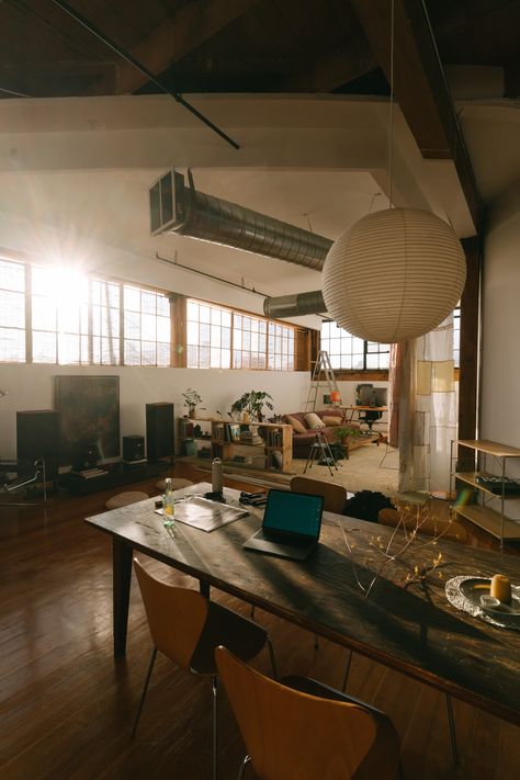 Wfh Apartment, Japanese Industrial Interior, Japanese Loft Apartment, Japanese Design Interior, Japanese Apartment Aesthetic, Noguchi Pendant, Japanese Modern Interior, Pojagi Curtains, Minimal Maximalism