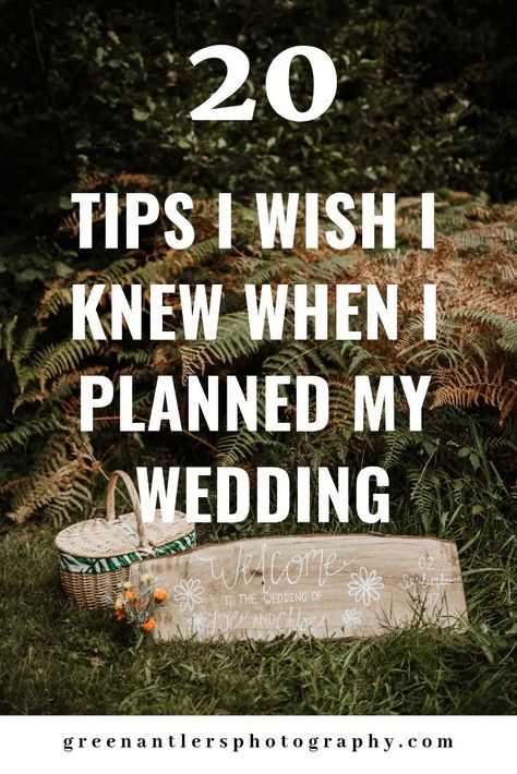 I was a bride when Pinterest wasn't even a thing and there's so many things I wish I knew about wedding planning. Now, as a wedding photographer for so many years, I've learned all the ins and outs about wedding planning tips and so I've made a list of 20 tips and advice for future brides so you don't make the same mistakes I did. #weddingplanning #weddingtips All Things Wedding Everything, Bride To Do List Things To Do, Fairy Tell Weddings, What To Know When Planning A Wedding, Tips For Wedding Planning, Wedding Party Alternatives, Things To Know When Planning A Wedding, How To Plan A Wedding In A Year, Wedding Do And Donts