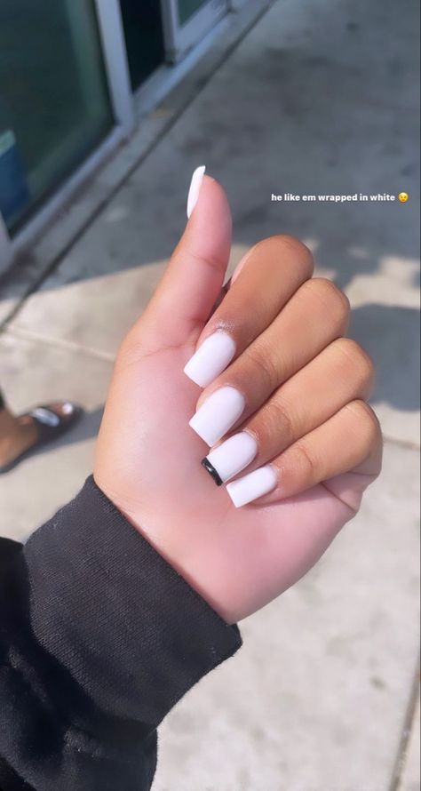 Simple White Short Nails, White Shorts Nails, Acrylic Nail Designs Short Square, Solid Color Short Nails, Nail Designs Short Square, White Base Nails, Nut White Nails, Acrylic Nail Designs Short, Long Acrylic Nail