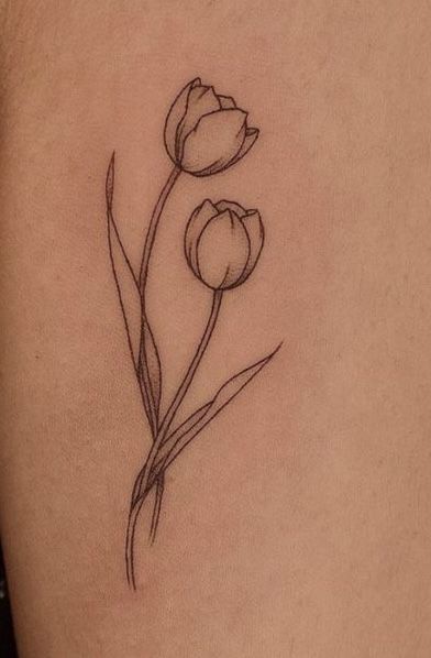 Flowers Crossing Tattoo, Tulips Tattoo Ideas, 2 Tulips Tattoo, Calla Lily And Tulip Tattoo, 2 Tulip Tattoo, Tulip Aesthetic Tattoo, Linework Tulip Tattoo, White Tulips Tattoo, Cute Tulip Tattoo