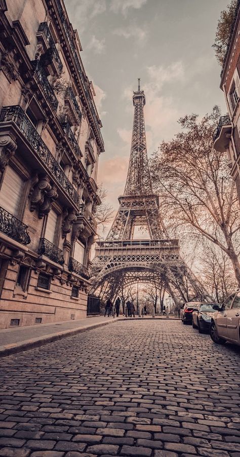 Paris Filter Wallpaper, Athstetic Wallpaper, Filter Wallpaper, Paris Tumblr, Paris Filter, Fall Scenery, Eiffel Tower Photography, Paris Vibes, Beautiful Scenery Photography