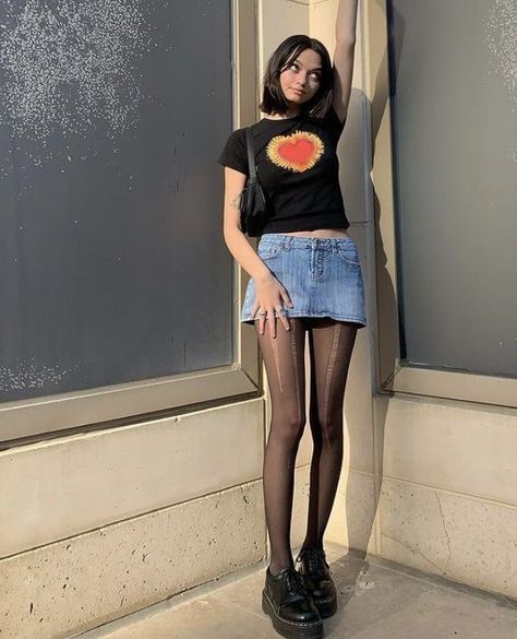 Outfits For Spring, Denim Skirt Outfits, Spring Summer 2024, Alternative Outfits, Jean Skirt, Looks Vintage, Spring Summer Outfits, Fashion Killa, Aesthetic Outfits