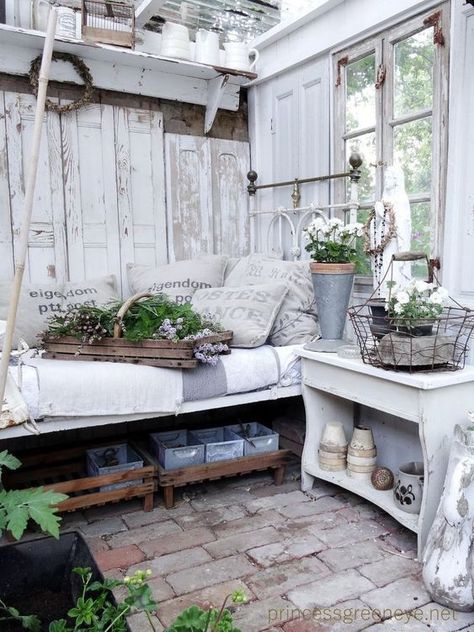 Follow The Yellow Brick Home - Three Ways to Design The She Shed of Your Dreams Rustic She Shed Interior, Shabby Chic She Shed, Rustic She Shed, She Shed Interior Ideas, She Shed Decorating Ideas, Cottage Shed, Diy She Shed, She Shed Interior, Rustic Shed