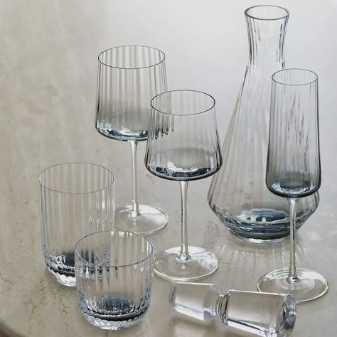 Types Of Wine Glasses, Festive Dinner, Highball Glass, Old Fashioned Glass, Flute Glass, Glassware Set, Champagne Glasses, Cocktail Hour, Unique Furniture