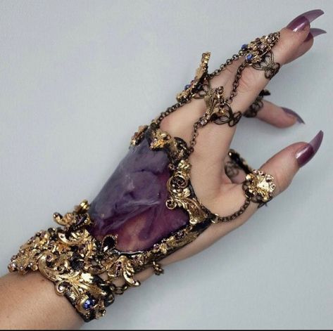 Princess Armor Aesthetic, Full Hand Jewelry, Fantasy Hand Jewelry, Gold Gloves Aesthetic, Haunted Ball Dress, Baroque Porcelain Corset, Hand Armor Jewelry, Fantasy Jewelry Aesthetic, Fantasy Hair Clip